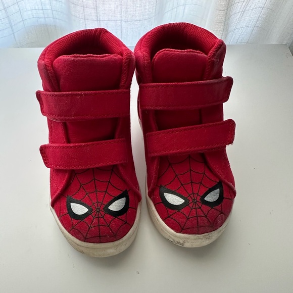 Toddler Size 7 Spider-Man Hight Tops - Picture 1 of 8